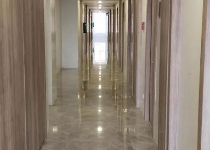 Modern & Stylish P52 Aparthotel Lapu-Lapu City