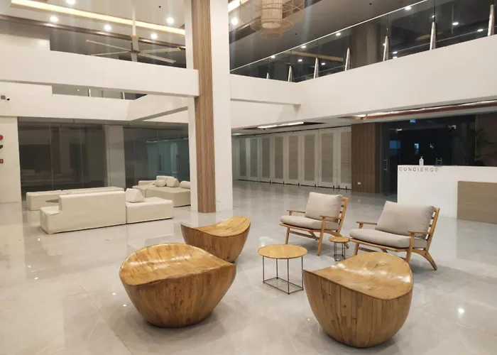 Modern & Stylish P52 Aparthotel *
