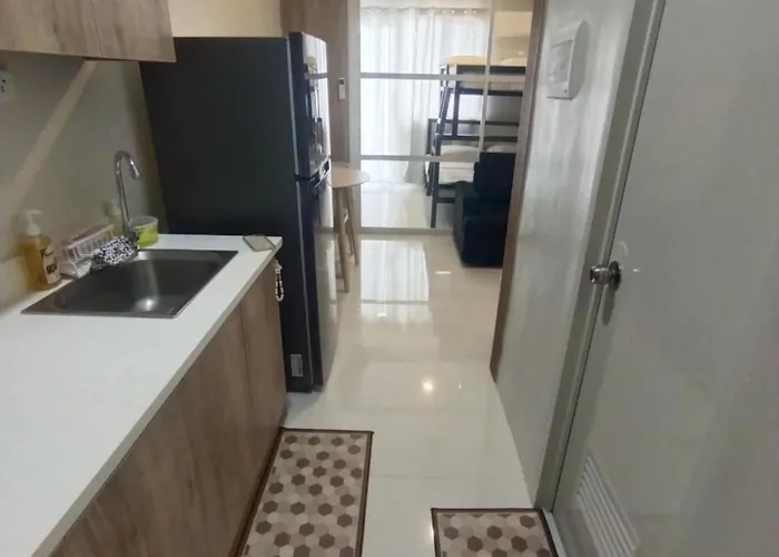 Modern & Stylish P52 Aparthotel Lapu-Lapu City