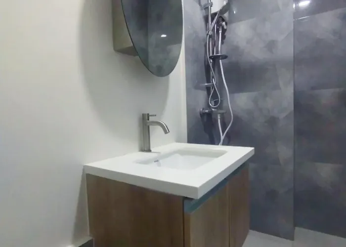 Aparthotel Modern & Stylish P52 *